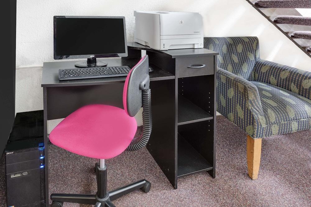 Days Inn By Wyndham Fond Du Lac Luaran gambar