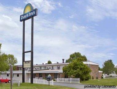 Days Inn By Wyndham Fond Du Lac Luaran gambar